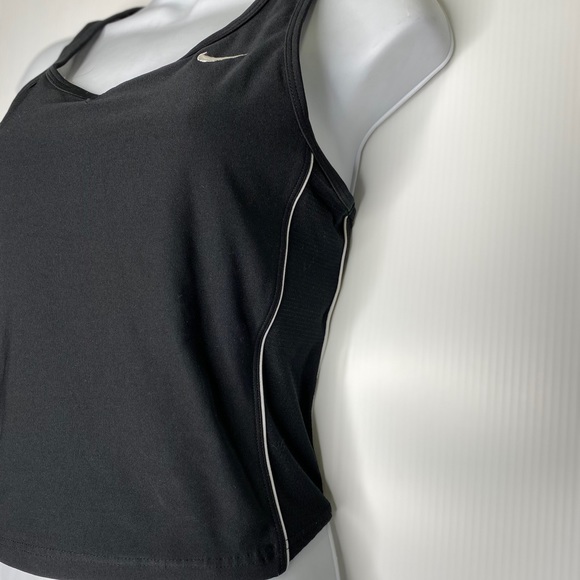 Nike DriFit Black Racerback Sports Workout Top Medium - Picture 2 of 7